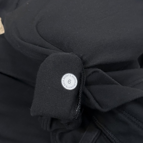 Lululemon Energy Bra Long Line - Picture 5 of 5